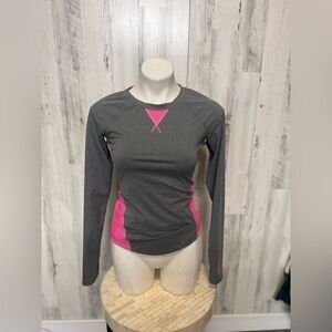 Gilly hicks work out shirt